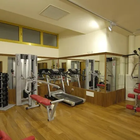 Apartmán Seaside Escape With Pool View *