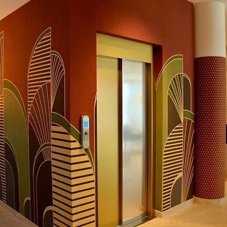 Daire Seaside Escape With Pool View *