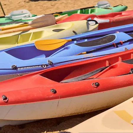 Seaside Escape With Pool View *