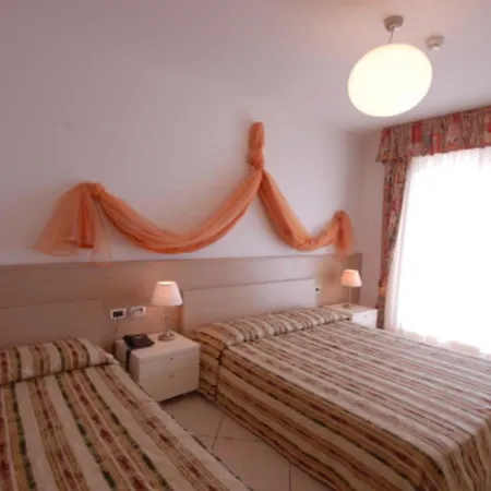 Seaside Escape With Pool View Daire