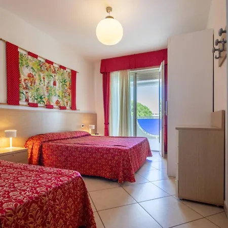 Apartamento Seaside Escape With Pool View Bibione
