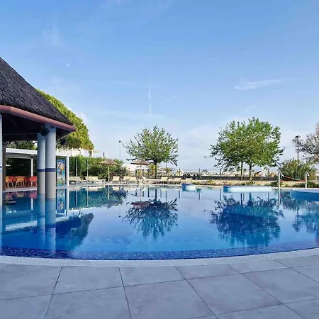 Apartamento Seaside Escape With Pool View Bibione