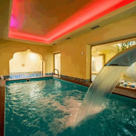 Apartamento Seaside Escape With Pool View *