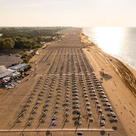 Seaside Escape With Pool View * Bibione