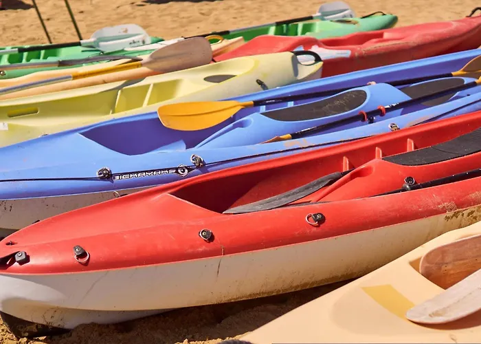 Seaside Escape With Pool View *